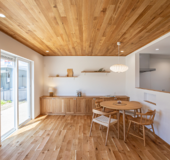 板張り天井 写真